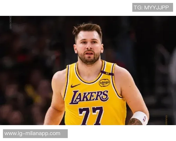 东契奇与斯玛特缺席季前赛球迷期待何时再见明星球员